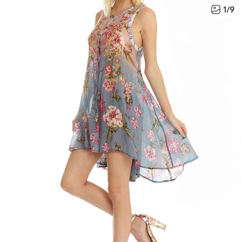 Aratta Floral tunic in Blue and Pink